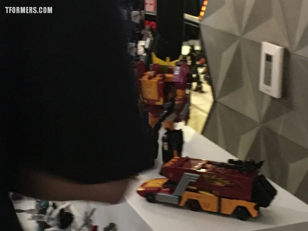 SDCC 2017   Power Of The Primes Photos From The Hasbro Breakfast Rodimus Prime Darkwing Dreadwind Jazz More  (29 of 105)